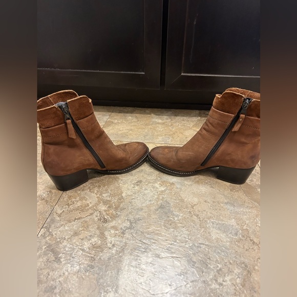 Miz Mooz Tan Leather Upper Heeled Boots - Picture 6 of 9